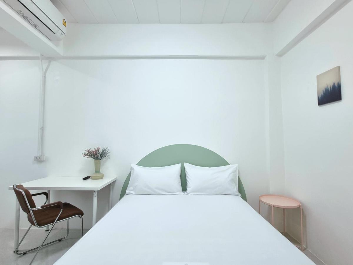 The Zai Apartment Ban Krathum Lom Luaran gambar