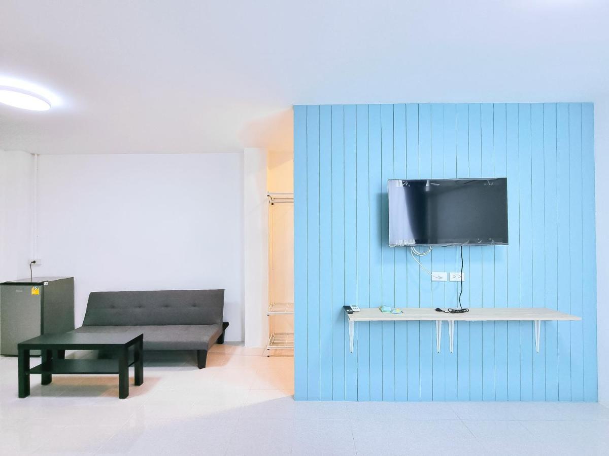 The Zai Apartment Ban Krathum Lom Luaran gambar