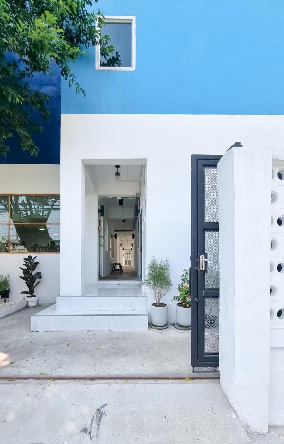The Zai Apartment Ban Krathum Lom Luaran gambar